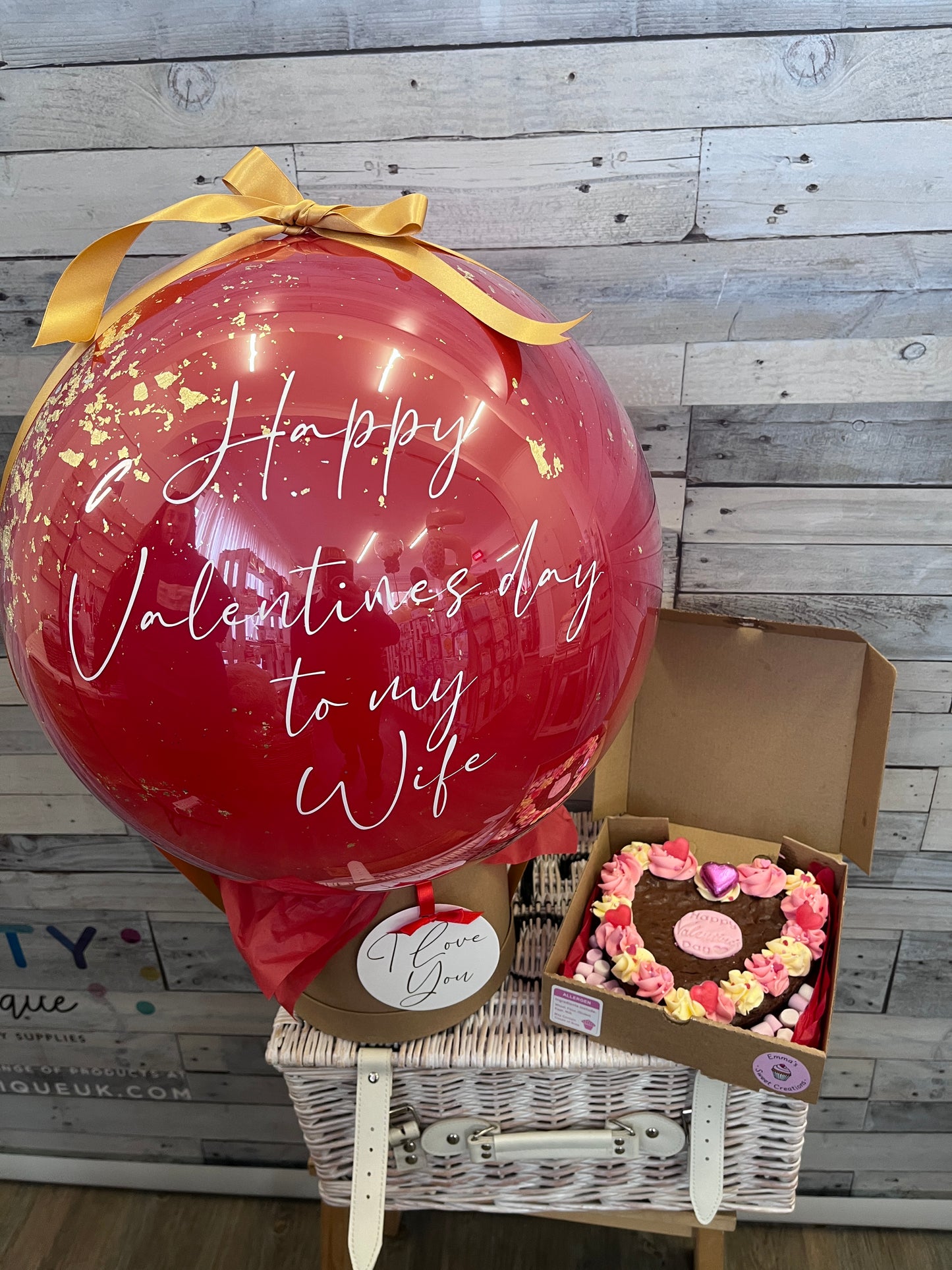 Valentines Hat Box Display